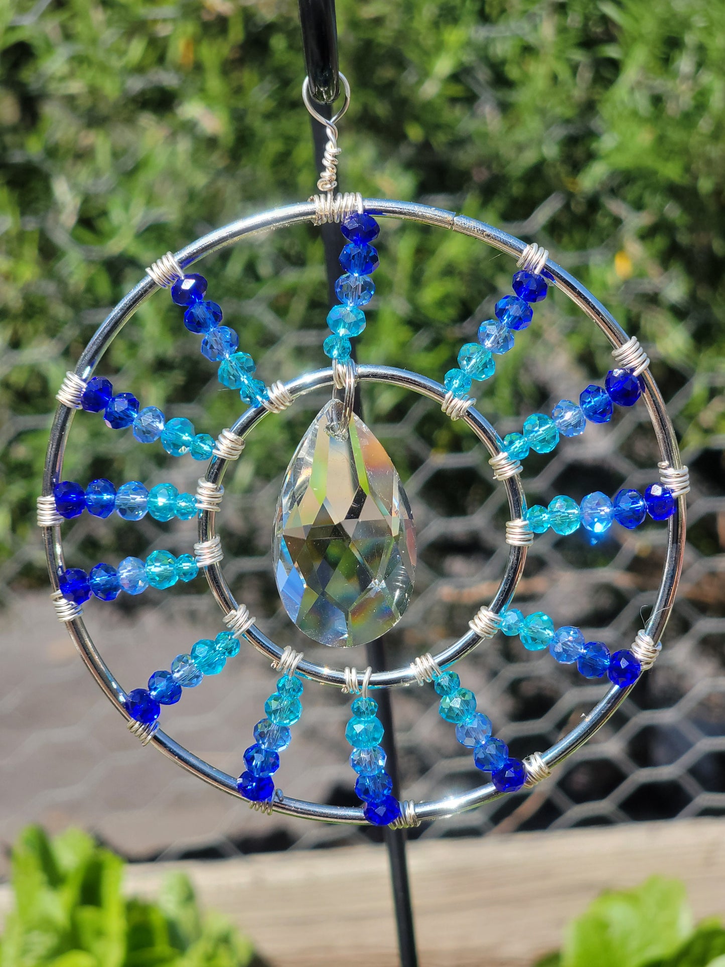Suncatcher 4in Starburst w/ Teardrop Crystal