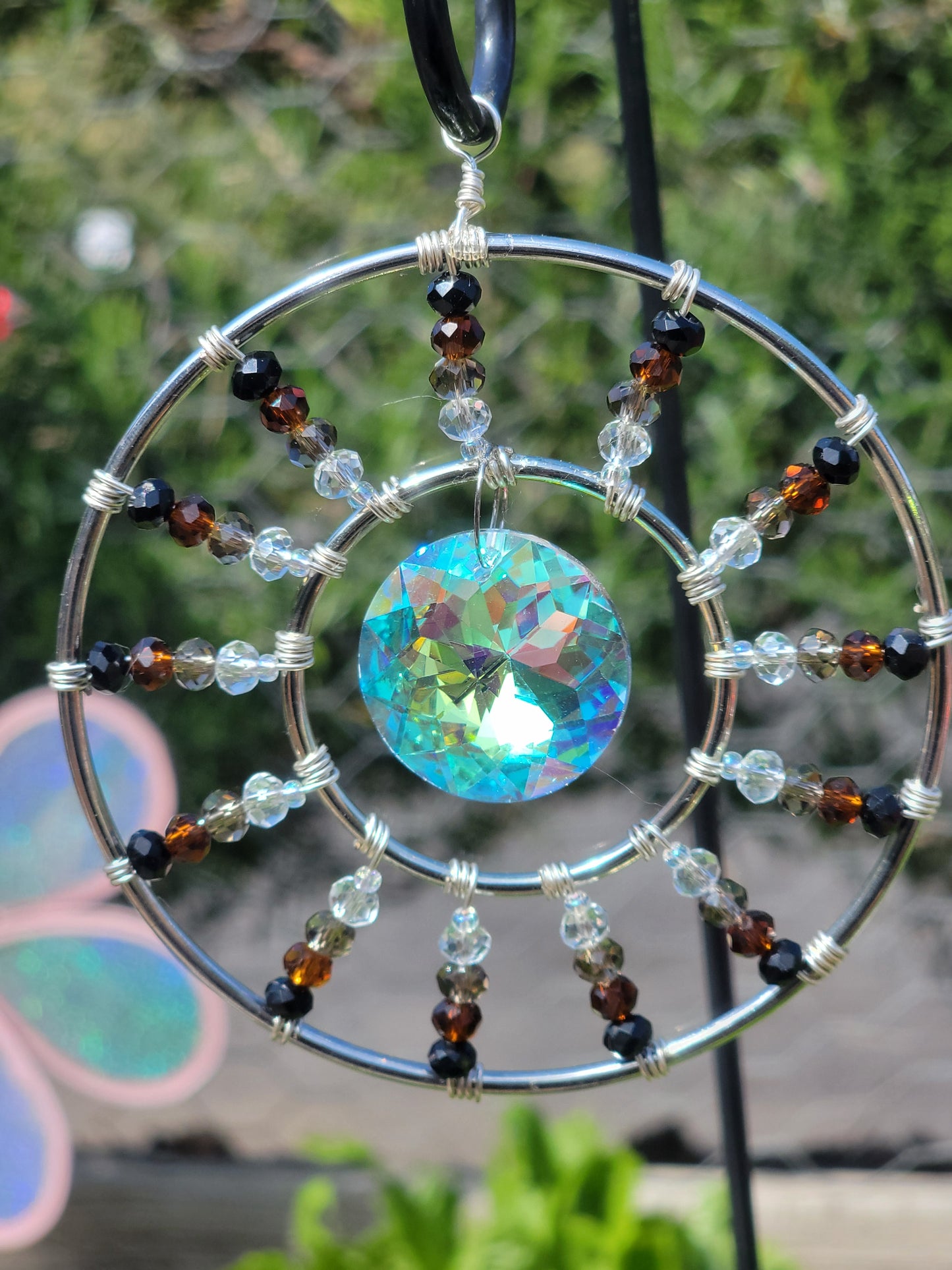 Suncatcher 4in Starburst w/ Round Crystal